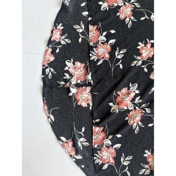 Torrid Coral Pink Floral Georgette High Neck Sleeveless HiLo Tank top Plus sz 0 - Picture 3 of 5